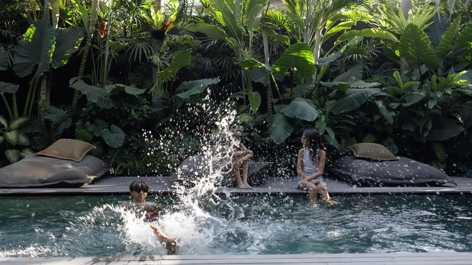 Black Villas Canggu Beach By Oxo